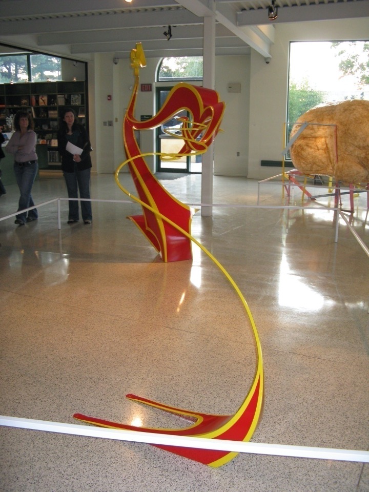 alternative view of "relative" a painted steel sculpture